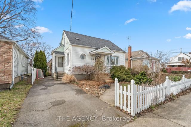 19 Columbia St, House detached with 3 bedrooms, 2 bathrooms and 1 parking in St. Catharines ON | Image 13