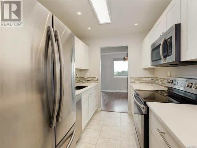 Stainless Steel Appliances | Image 15