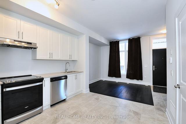 l105 - 9560 Islington Ave, Townhouse with 2 bedrooms, 3 bathrooms and 2 parking in Vaughan ON | Image 24
