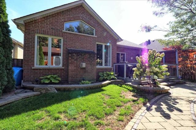 866 Hinterland Dr, House detached with 2 bedrooms, 2 bathrooms and 4 parking in Oshawa ON | Image 24