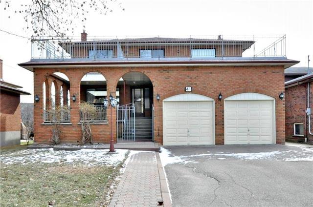 41 Yongehurst Rd, House detached with 4 bedrooms, 4 bathrooms and 6 parking in Richmond Hill ON | Image 1