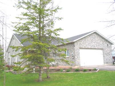 2680 Creemore Ave, House detached with 3 bedrooms, 3 bathrooms and 4 parking in Clearview ON | Image 6