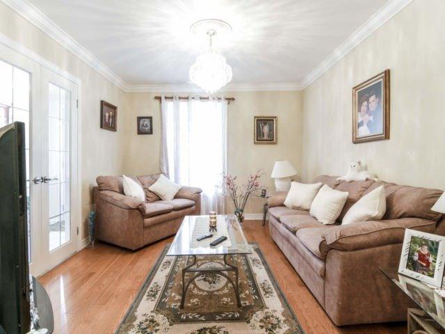 124 Nairn Ave, House detached with 3 bedrooms, 2 bathrooms and 2 parking in Toronto ON | Image 6