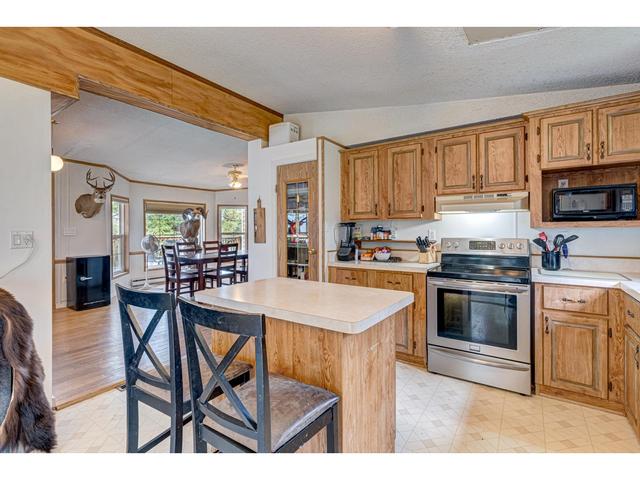 1647 Tranquility Road, House detached with 4 bedrooms, 3 bathrooms and 4 parking in East Kootenay B BC | Image 4