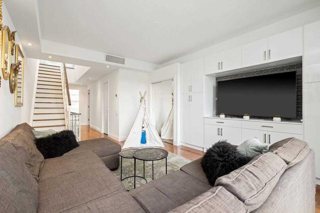 75b Redpath Ave, Townhouse with 3 bedrooms, 4 bathrooms and 1 parking in Toronto ON | Image 17