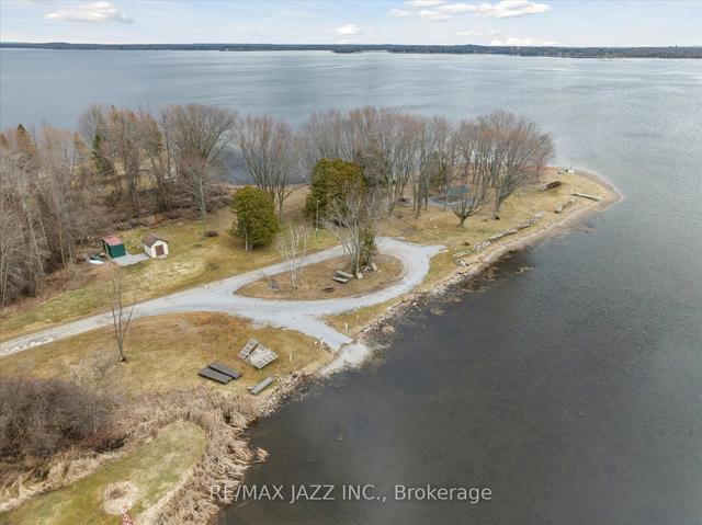 231 Lakeshore Dr, House detached with 2 bedrooms, 1 bathrooms and 10 parking in Kawartha Lakes ON | Image 24
