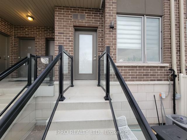 417 - 1460 Whites Rd N, Townhouse with 2 bedrooms, 3 bathrooms and 1 parking in Pickering ON | Image 15