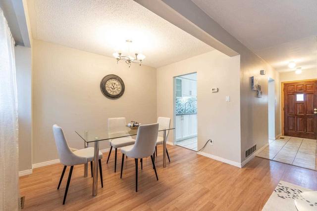 60 - 46 Dearbourne Blvd, Townhouse with 3 bedrooms, 2 bathrooms and 1 parking in Brampton ON | Image 2