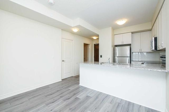 818 - 349 Rathburn Rd W, Condo with 1 bedrooms, 1 bathrooms and 1 parking in Mississauga ON | Image 6