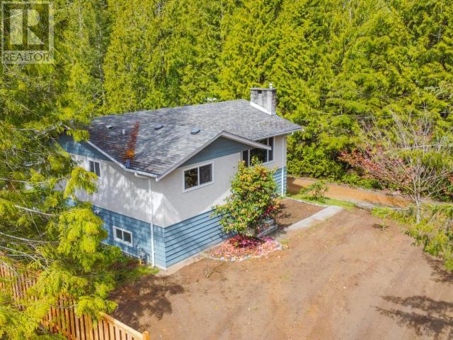 5201 Manson Ave, House detached with 3 bedrooms, 1 bathrooms and null parking in Powell River BC | Image 17
