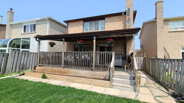 33 Forbes Cres, House detached with 4 bedrooms, 4 bathrooms and 6 parking in Markham ON | Image 30