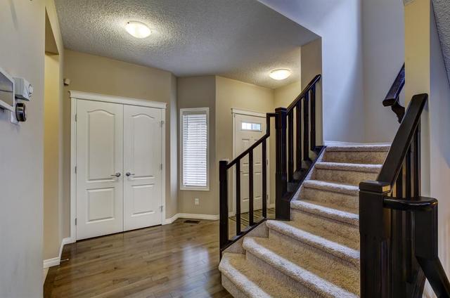29 Sage Valley Road Nw, House detached with 3 bedrooms, 2 bathrooms and 2 parking in Calgary AB | Card Image