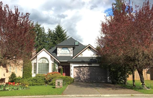 16695 Cherryhill Crescent, House detached with 6 bedrooms, 4 bathrooms and 4 parking in Surrey BC | Card Image