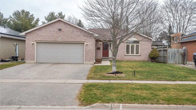 81 Whitlaw Way, House detached with 2 bedrooms, 2 bathrooms and 4 parking in Brant ON | Image 1