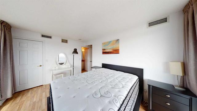 lph05 - 5508 Yonge St, Condo with 2 bedrooms, 2 bathrooms and 1 parking in Toronto ON | Image 2