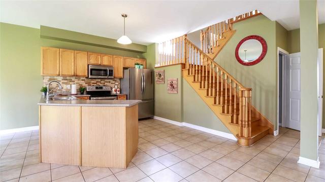 185 Madelaine Dr, House detached with 4 bedrooms, 3 bathrooms and 4 parking in Barrie ON | Image 3