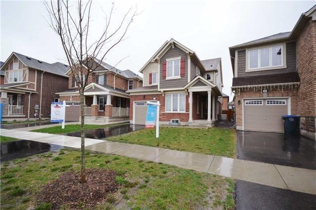7 Tribune Dr, House detached with 2 bedrooms, 1 bathrooms and null parking in Brampton ON | Image 2