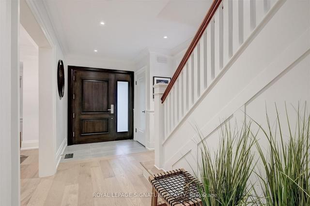 27 Chudleigh Ave, House detached with 4 bedrooms, 5 bathrooms and 3 parking in Toronto ON | Image 31