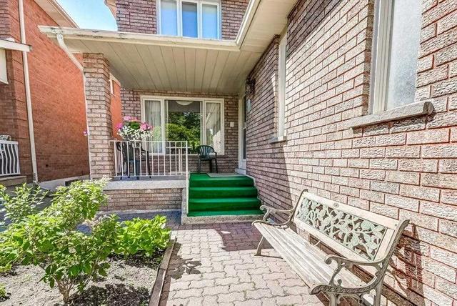 144 Jackman Cres, House detached with 4 bedrooms, 4 bathrooms and 4 parking in Vaughan ON | Image 12
