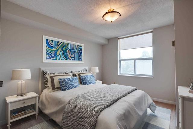 510 - 60 Inverlochy Blvd, Condo with 3 bedrooms, 2 bathrooms and 1 parking in Markham ON | Image 10