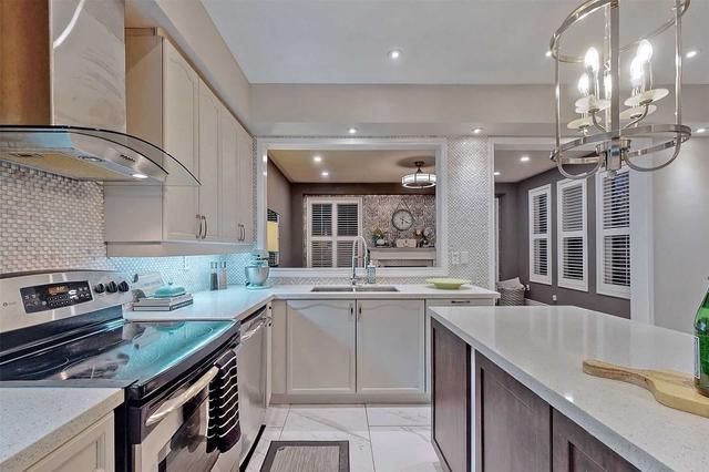 1 Christian Reesor Par Ave, House semidetached with 3 bedrooms, 4 bathrooms and 2 parking in Markham ON | Image 3