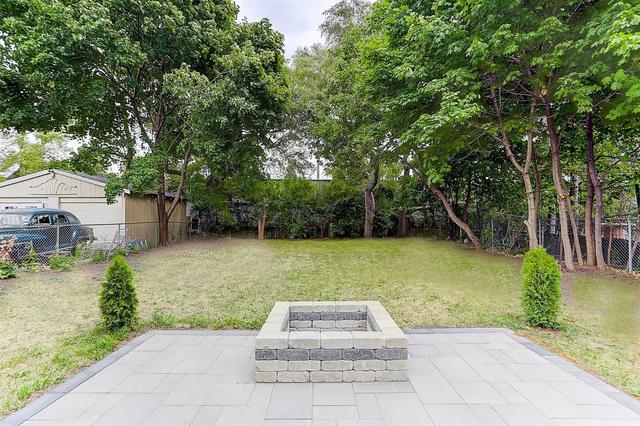23 Allenbury Gdns, House detached with 3 bedrooms, 3 bathrooms and 8 parking in Toronto ON | Image 33