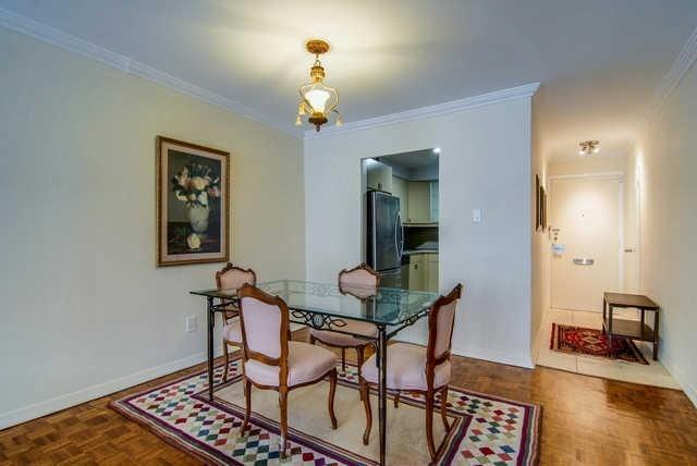 409 - 335 Lonsdale Rd, Condo with 3 bedrooms, 2 bathrooms and 1 parking in Toronto ON | Image 6