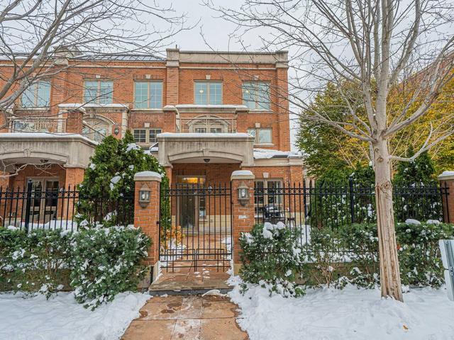 Th10 - 21 Burkebrook Pl, Townhouse with 3 bedrooms, 3 bathrooms and 2 parking in Toronto ON | Image 5