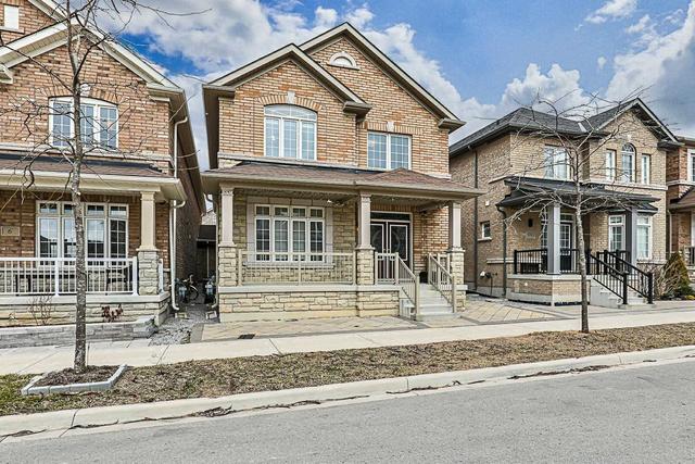 8 Sunnyside Hill Rd, House detached with 4 bedrooms, 4 bathrooms and 3 parking in Markham ON | Image 1