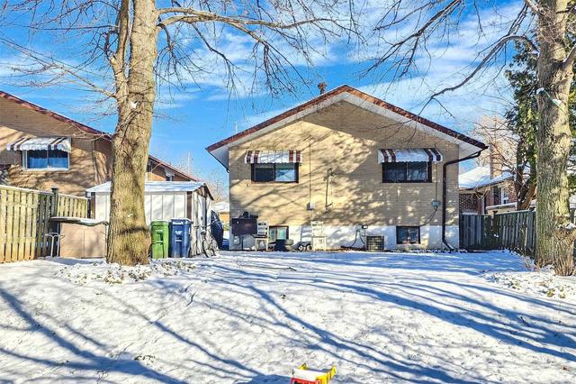 830 Scarborough Golf Clu Rd N, House detached with 3 bedrooms, 2 bathrooms and 4 parking in Toronto ON | Image 28