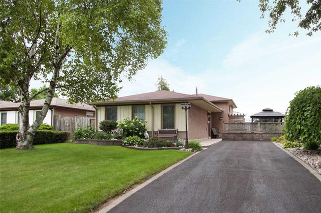 725 Kingfisher Dr, House detached with 3 bedrooms, 2 bathrooms and 4 parking in Pickering ON | Image 1