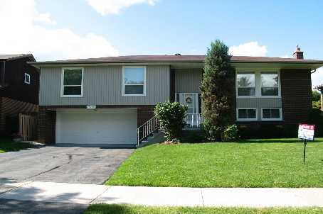 7209 Fayette Circ, House detached with 3 bedrooms, 2 bathrooms and 4 parking in Mississauga ON | Image 1