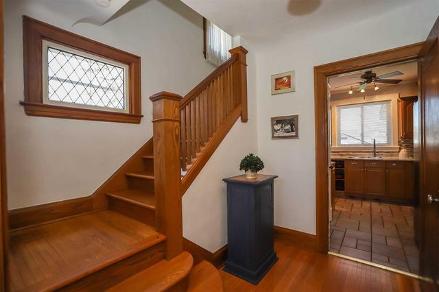 42 Park Rd N, House detached with 3 bedrooms, 2 bathrooms and 2 parking in Grimsby ON | Image 18