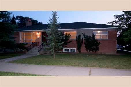 1320 Kipling Ave, House detached with 3 bedrooms, 2 bathrooms and 3 parking in Toronto ON | Image 1