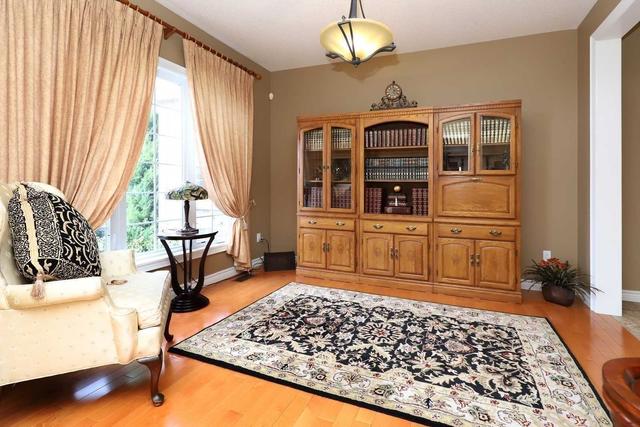 2250 Kean Hill Dr, House detached with 4 bedrooms, 3 bathrooms and 13 parking in Milton ON | Image 8