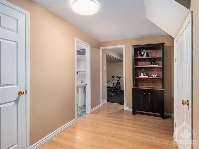 31 Scout Street, Townhouse with 4 bedrooms, 4 bathrooms and 2 parking in Ottawa ON | Image 22