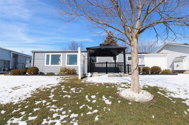 8 Loyalist Crt, House detached with 2 bedrooms, 2 bathrooms and 2 parking in Clarington ON | Image 17