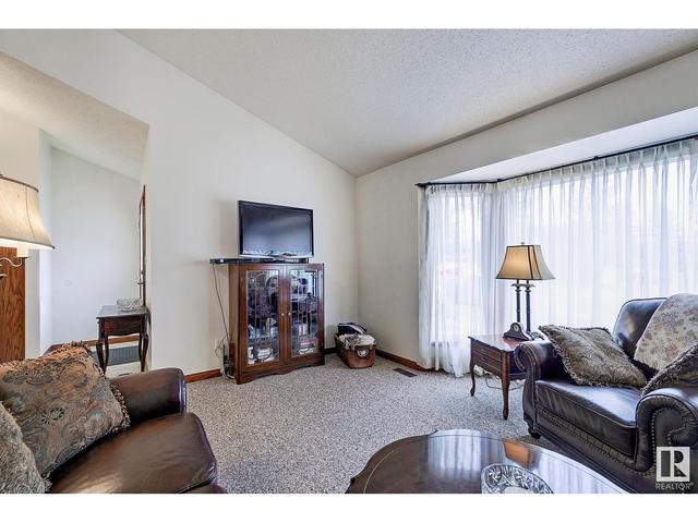 16812 95 St Nw, House detached with 3 bedrooms, 2 bathrooms and null parking in Edmonton AB | Image 11