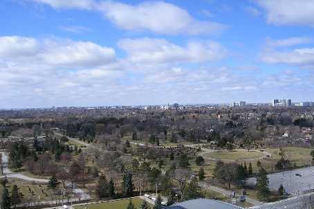 2808 - 153 Beecroft Rd, Condo with 1 bedrooms, 1 bathrooms and 1 parking in Toronto ON | Image 2