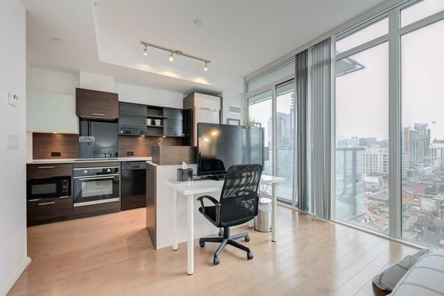 1303 - 75 St Nicholas St, Condo with 0 bedrooms, 1 bathrooms and 0 parking in Toronto ON | Image 13