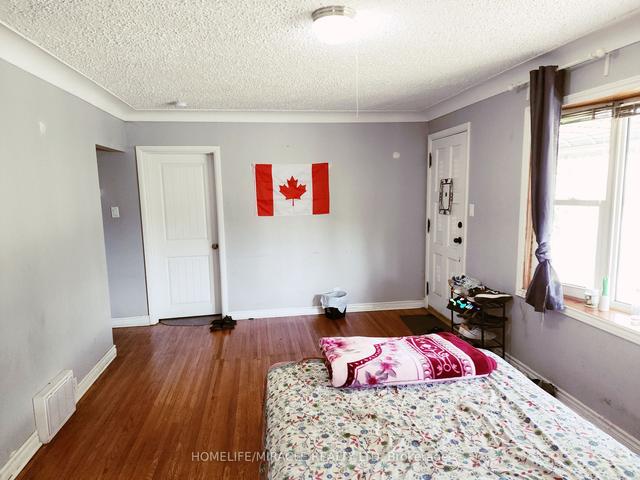 1095 Harrison Ave, House detached with 3 bedrooms, 2 bathrooms and 2 parking in Windsor ON | Image 18