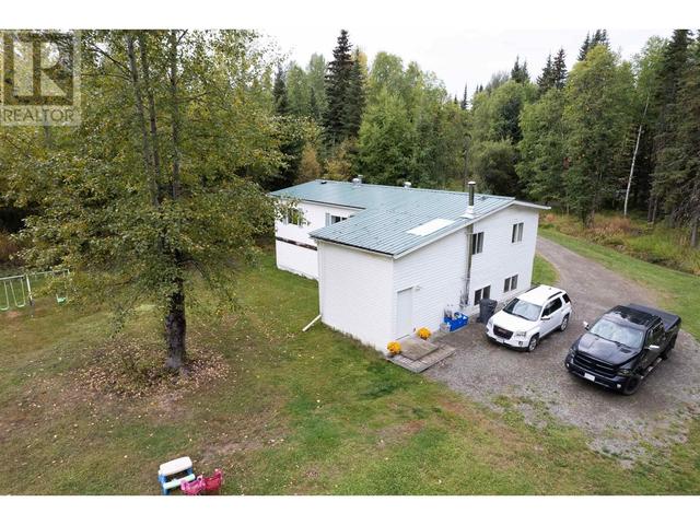 9525 Arrow Road, House other with 3 bedrooms, 2 bathrooms and null parking in Prince George BC | Image 25