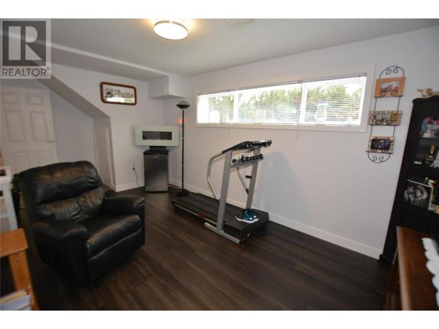 3407 Okanagan Avenue, House detached with 3 bedrooms, 2 bathrooms and 1 parking in Vernon BC | Image 23