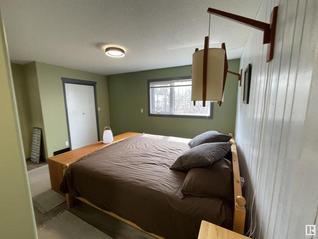 709 Meadows Av, House detached with 3 bedrooms, 1 bathrooms and null parking in Barrhead County No. 11 AB | Image 17