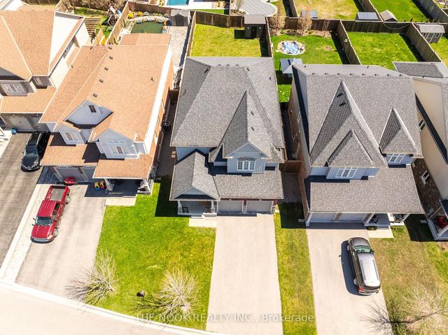 23 David Baker Crt, House detached with 4 bedrooms, 3 bathrooms and 6 parking in Clarington ON | Image 35