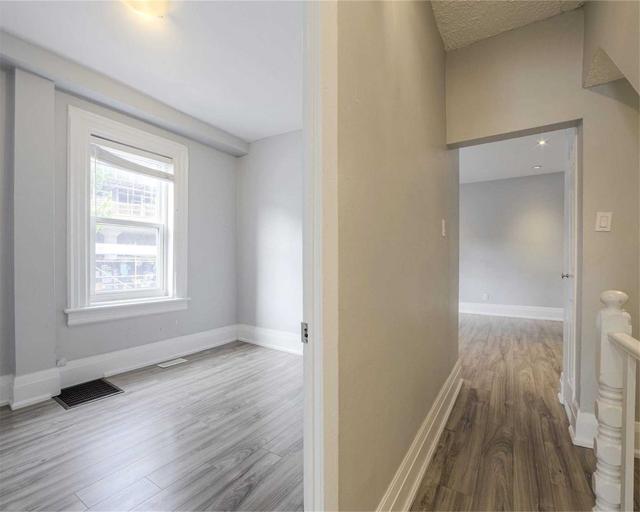 unit 1 - 271 Albany Ave, House semidetached with 3 bedrooms, 2 bathrooms and 0 parking in Toronto ON | Image 16