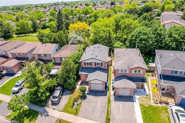 99 Martindale Crescent, House detached with 3 bedrooms, 2 bathrooms and 3 parking in Brampton ON | Image 1