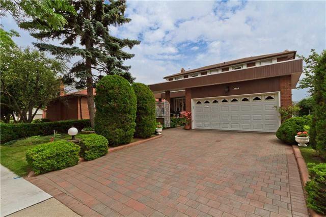 3565 Kilmanagh Rd, House detached with 3 bedrooms, 4 bathrooms and 4 parking in Mississauga ON | Image 1
