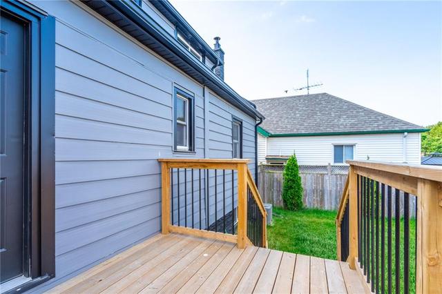 18 East 18th Street, House detached with 3 bedrooms, 2 bathrooms and 1 parking in Hamilton ON | Image 45