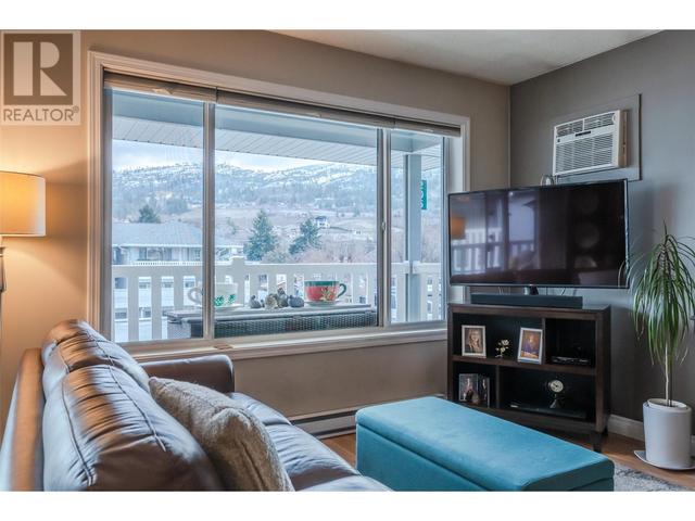 205 - 62 Dauphin Avenue, House attached with 2 bedrooms, 2 bathrooms and 1 parking in Penticton BC | Image 18